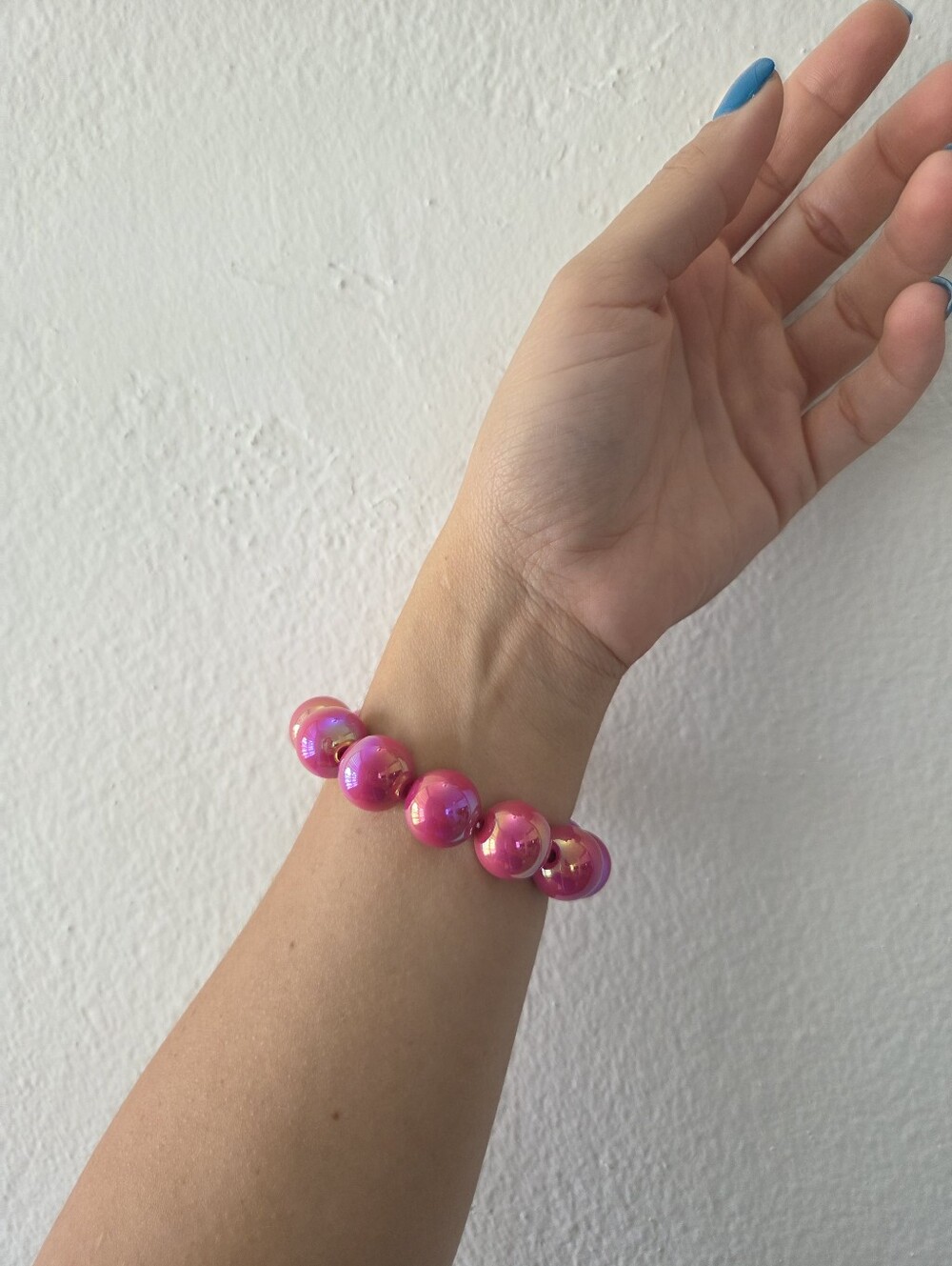 Chunky Hot Pink Iridescent Beaded Bracelet Heart Smile Charm Stretch - Picture 7 of 12